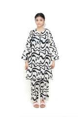 Plum Digital Lawn White & Black Colour with Black buttons On 2 Pc stitched suit for Girls.