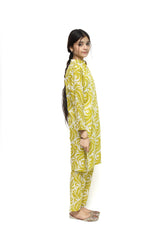 Plum Digital Lawn  Printed Mustard & White Patterns On 2 Pc stitched suit for Girls.